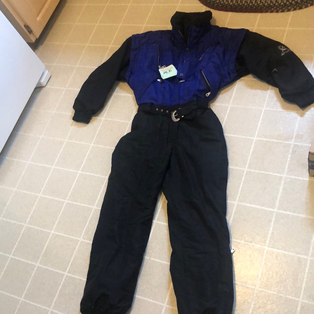 Vintage BLACKBEAR SKI SUIT